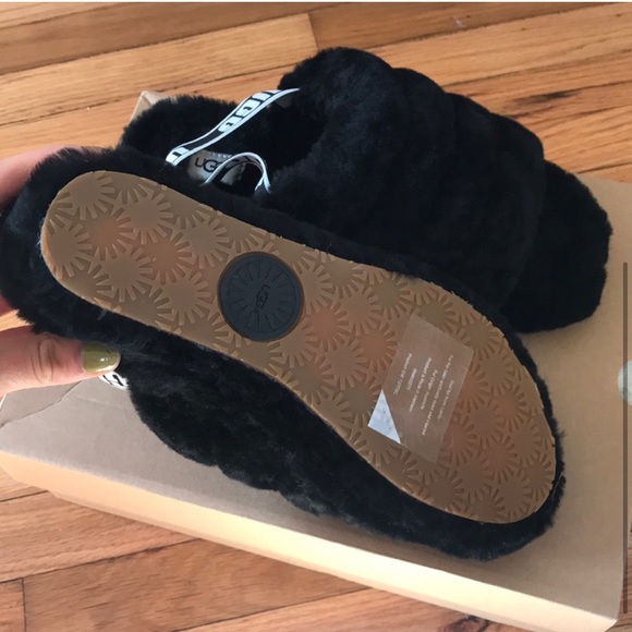 UGG Fluff Yeah Slides - Picture 3 of 9